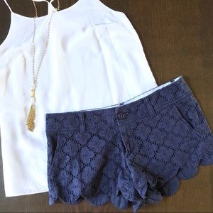 Lilly Pulitzer navy lace eyelet scallop shorts